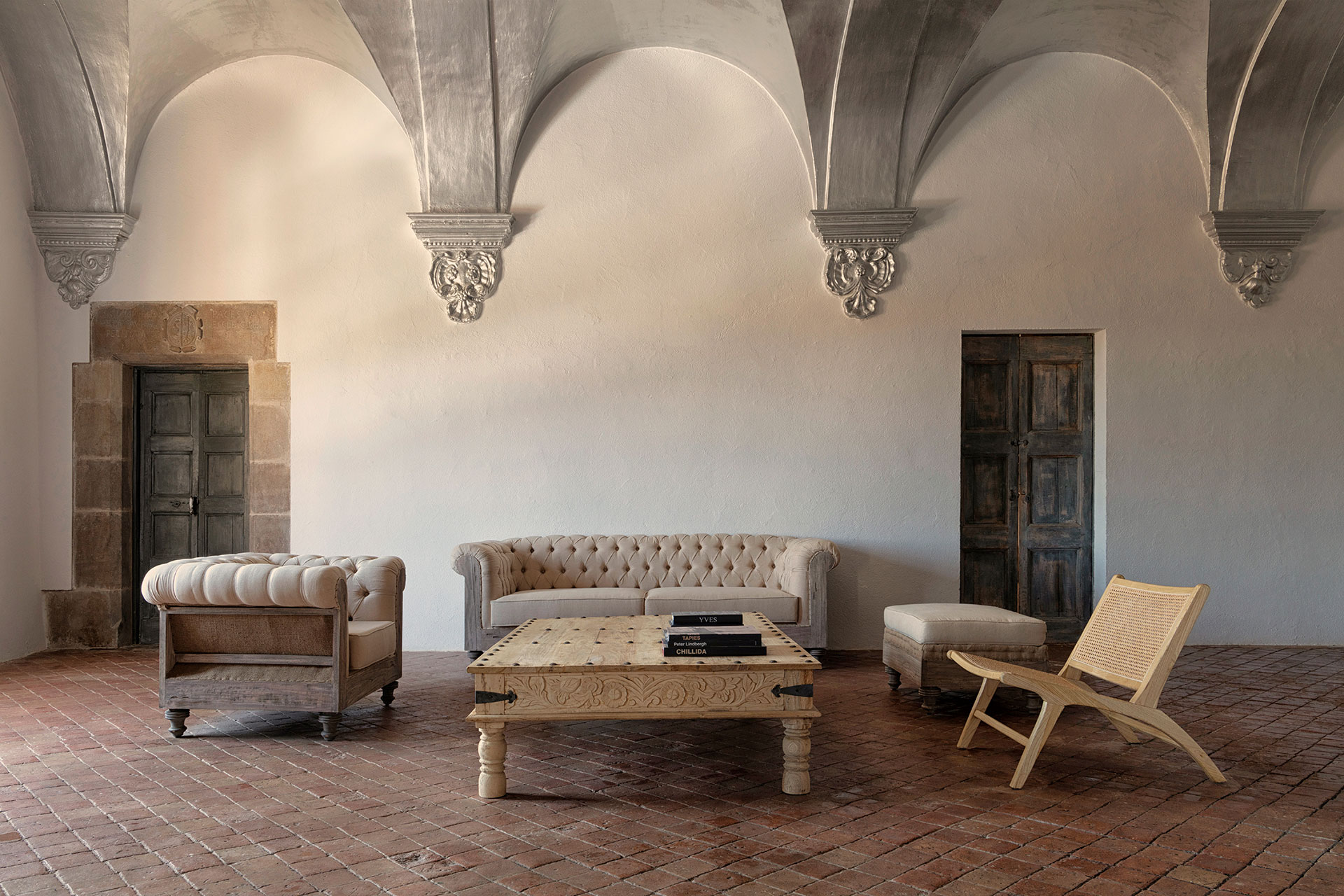 Goran Sofa