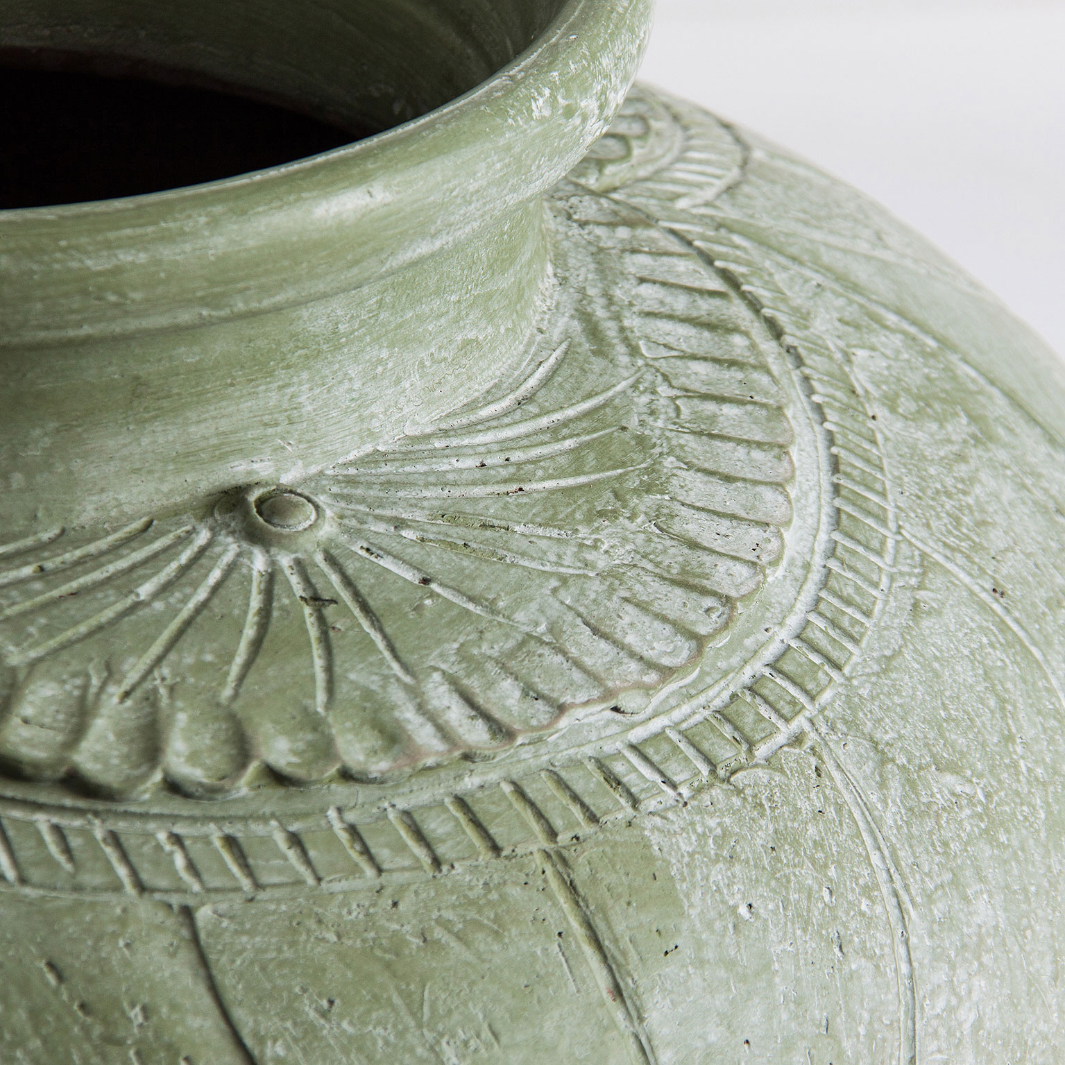 Litara Vase