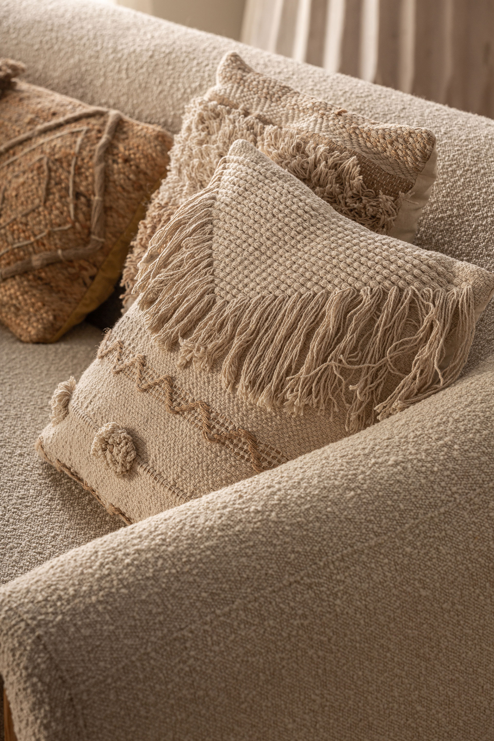 Yara Pillow