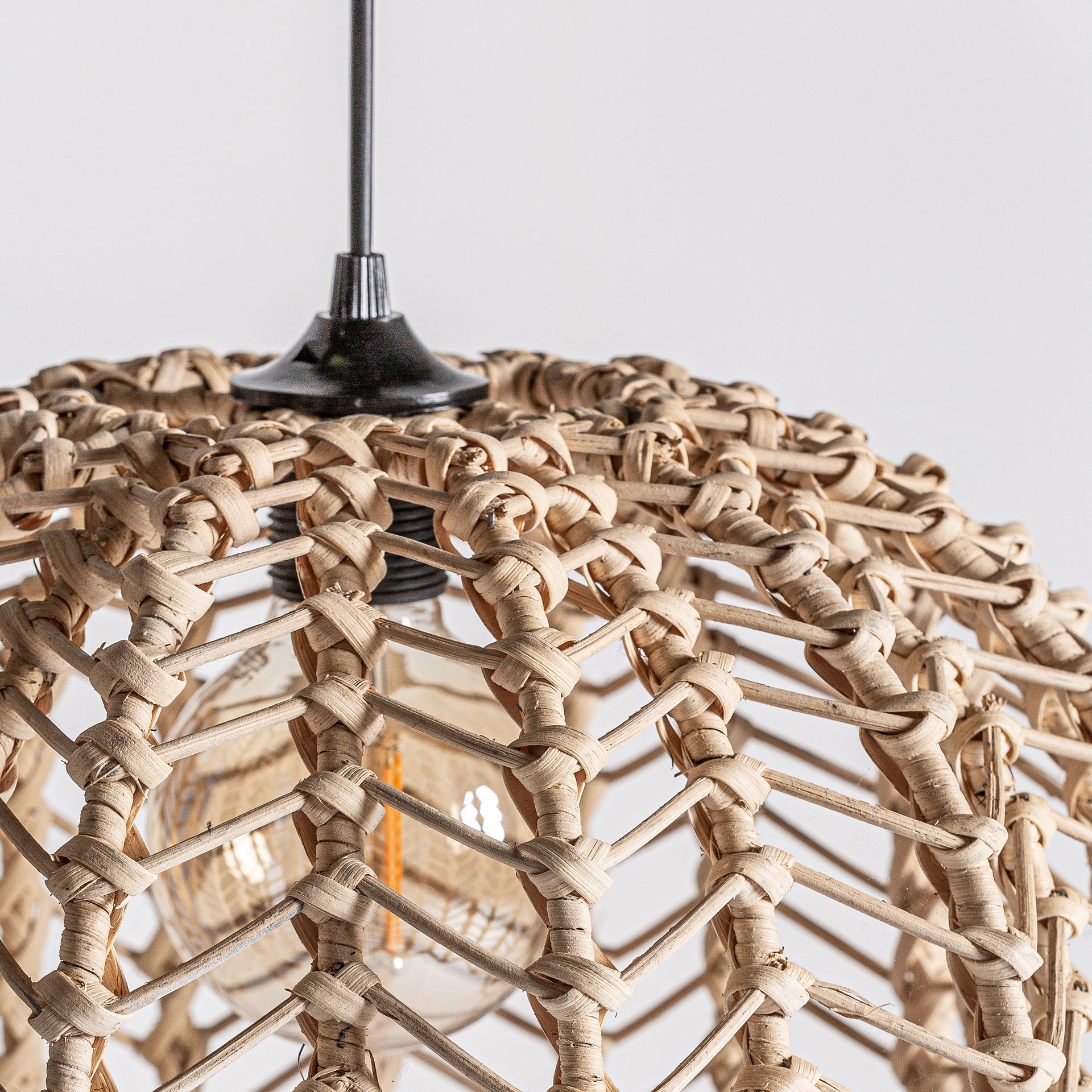 Plissia Rattan Ceiling Lamp