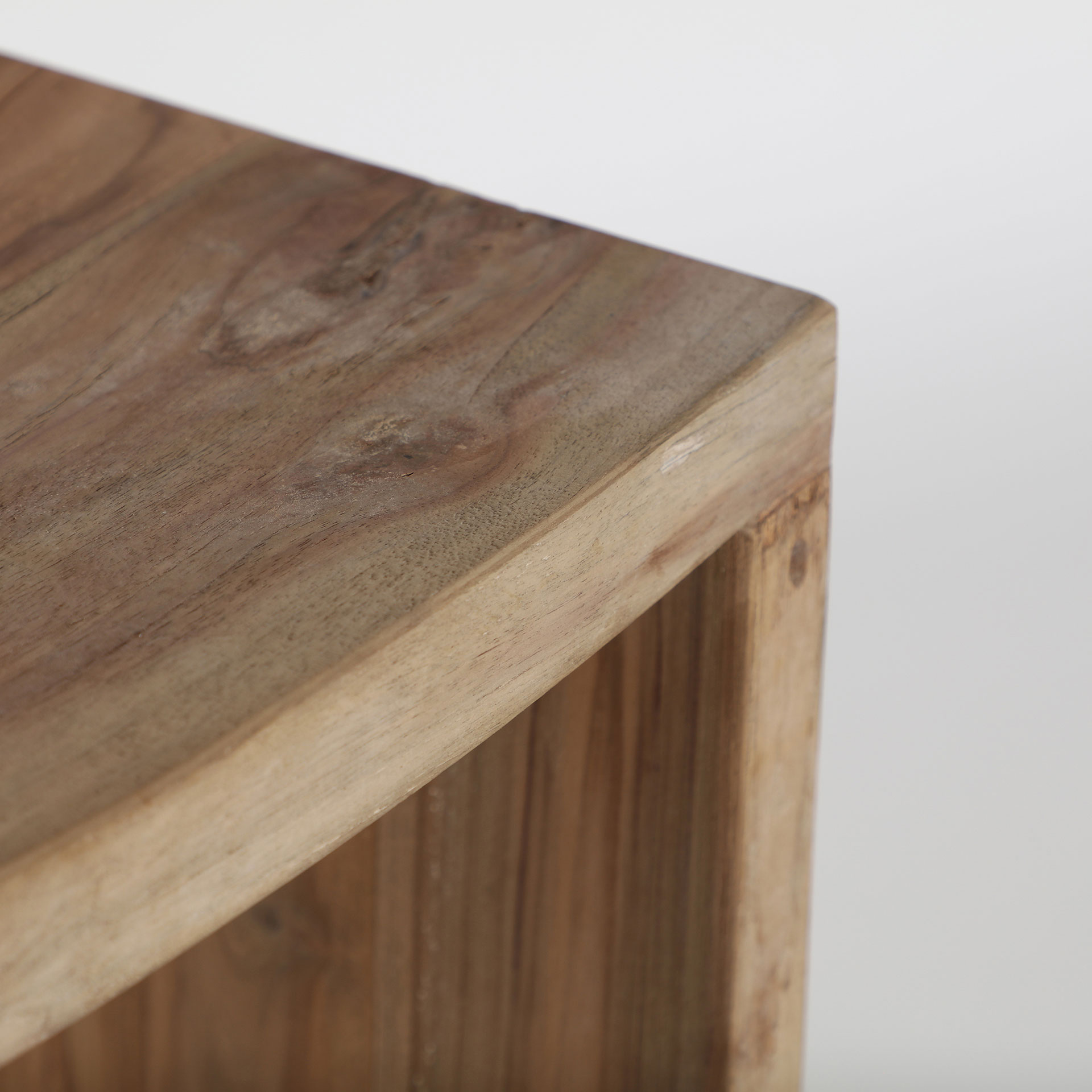 Luxen Stool