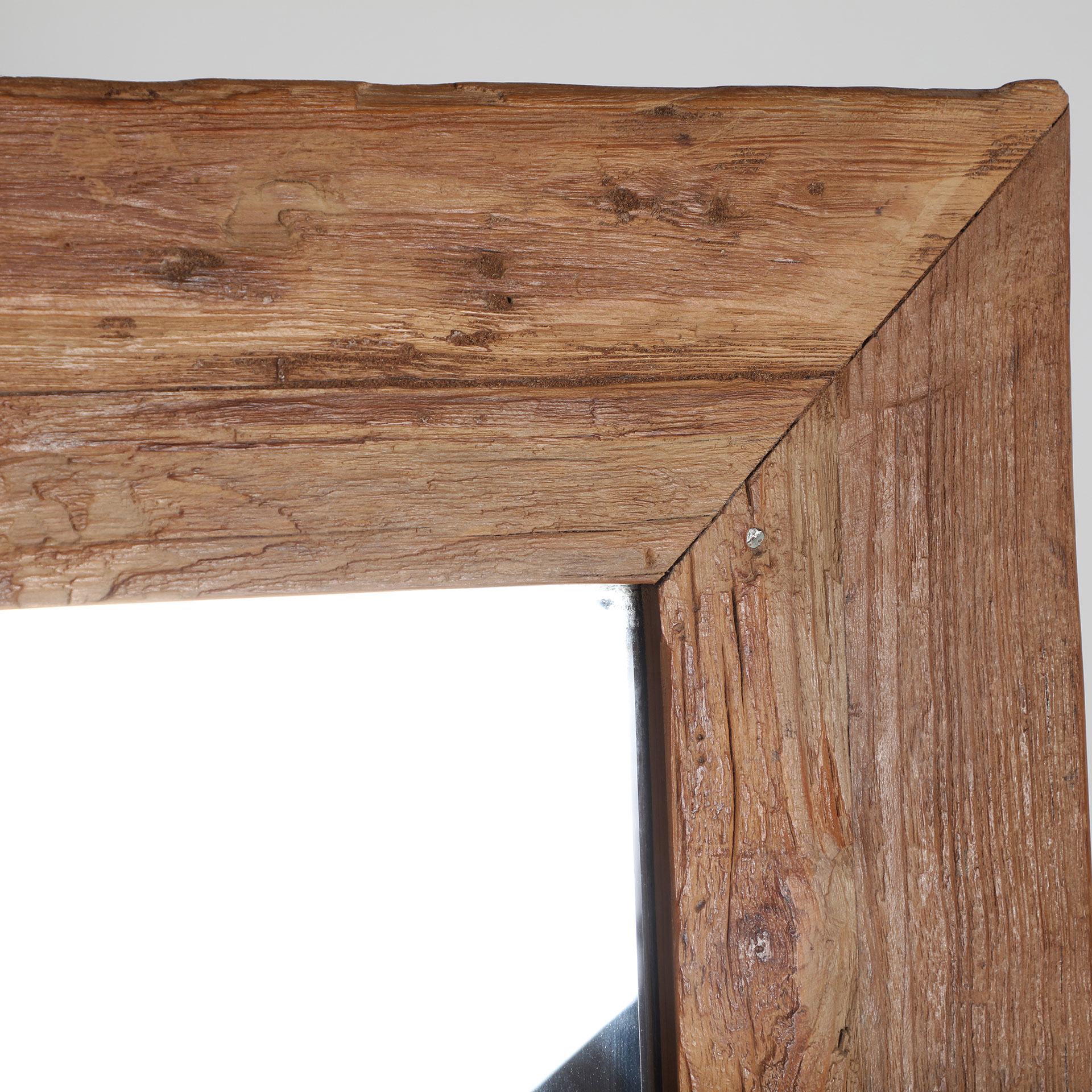 Luxen Mirror - Image 2