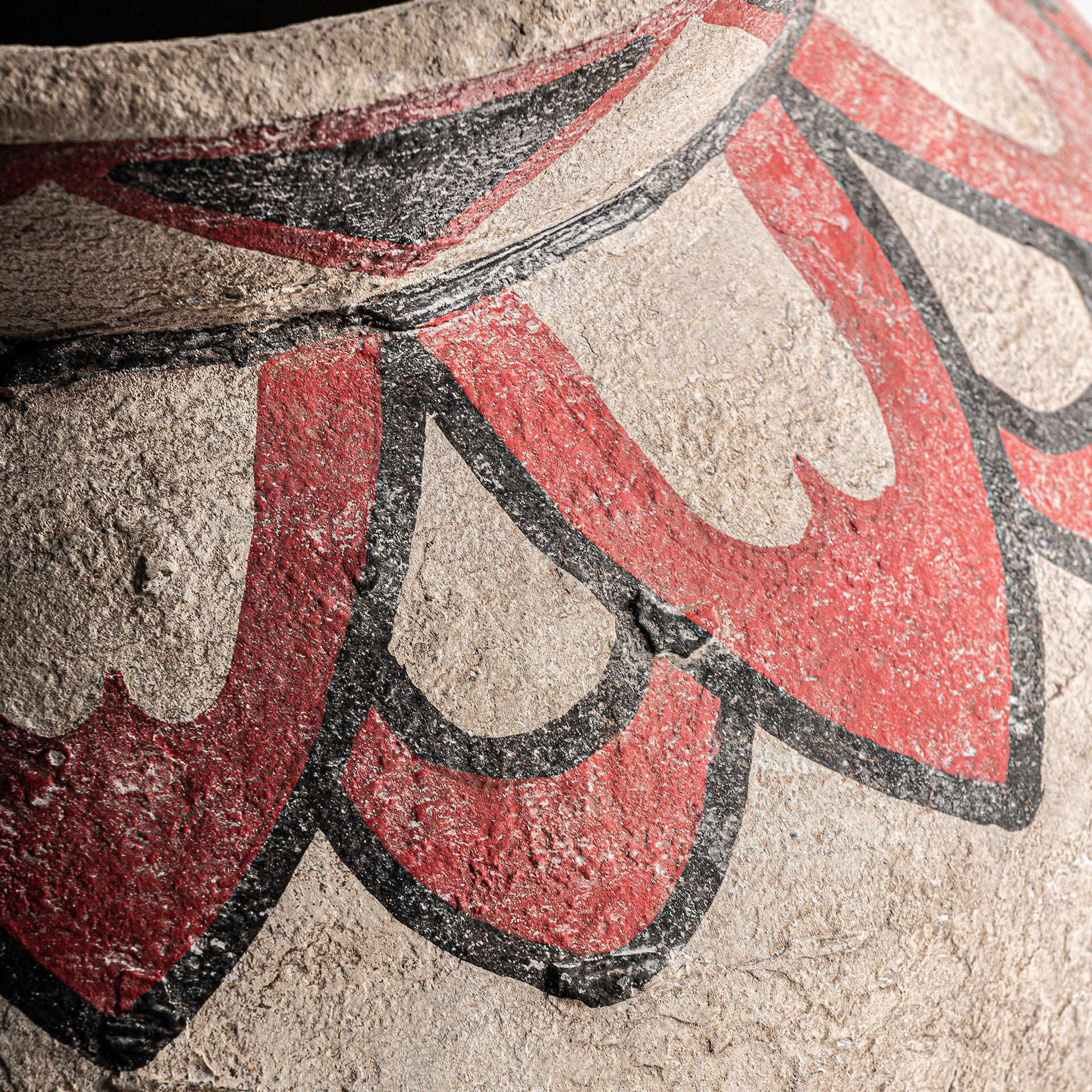 Deosian Vase
