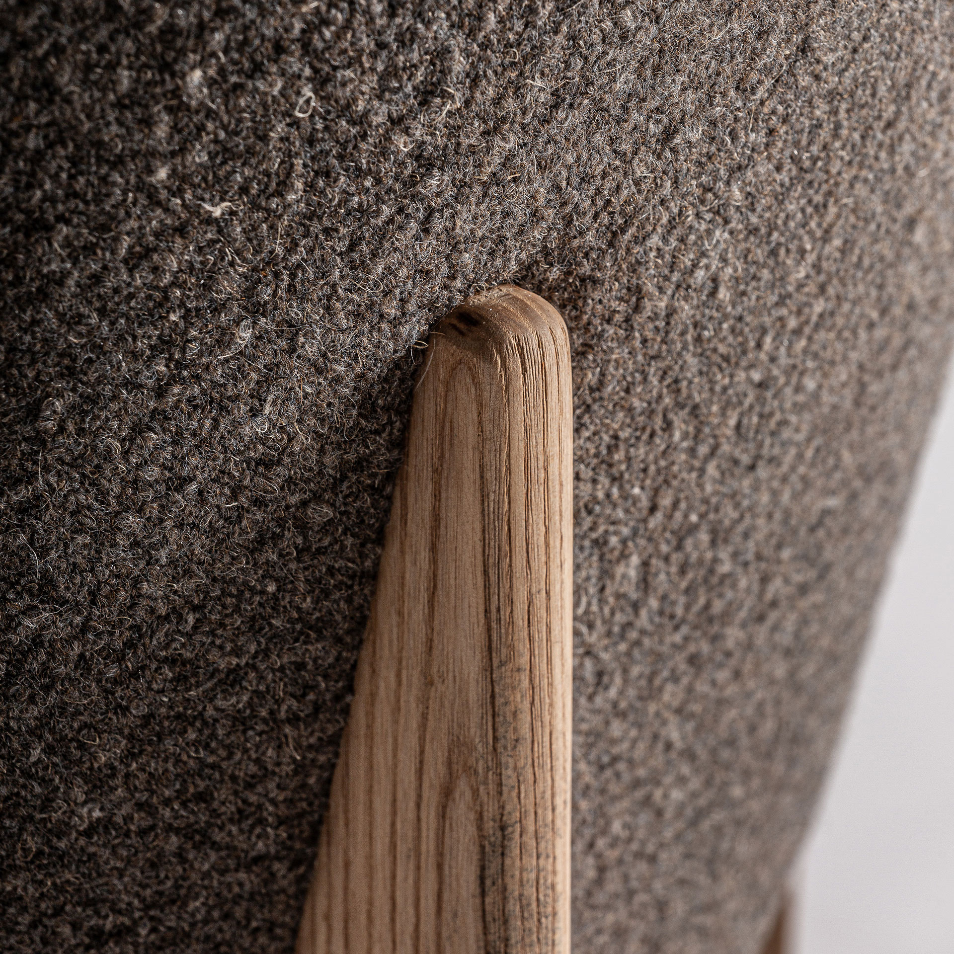 Nera Chair