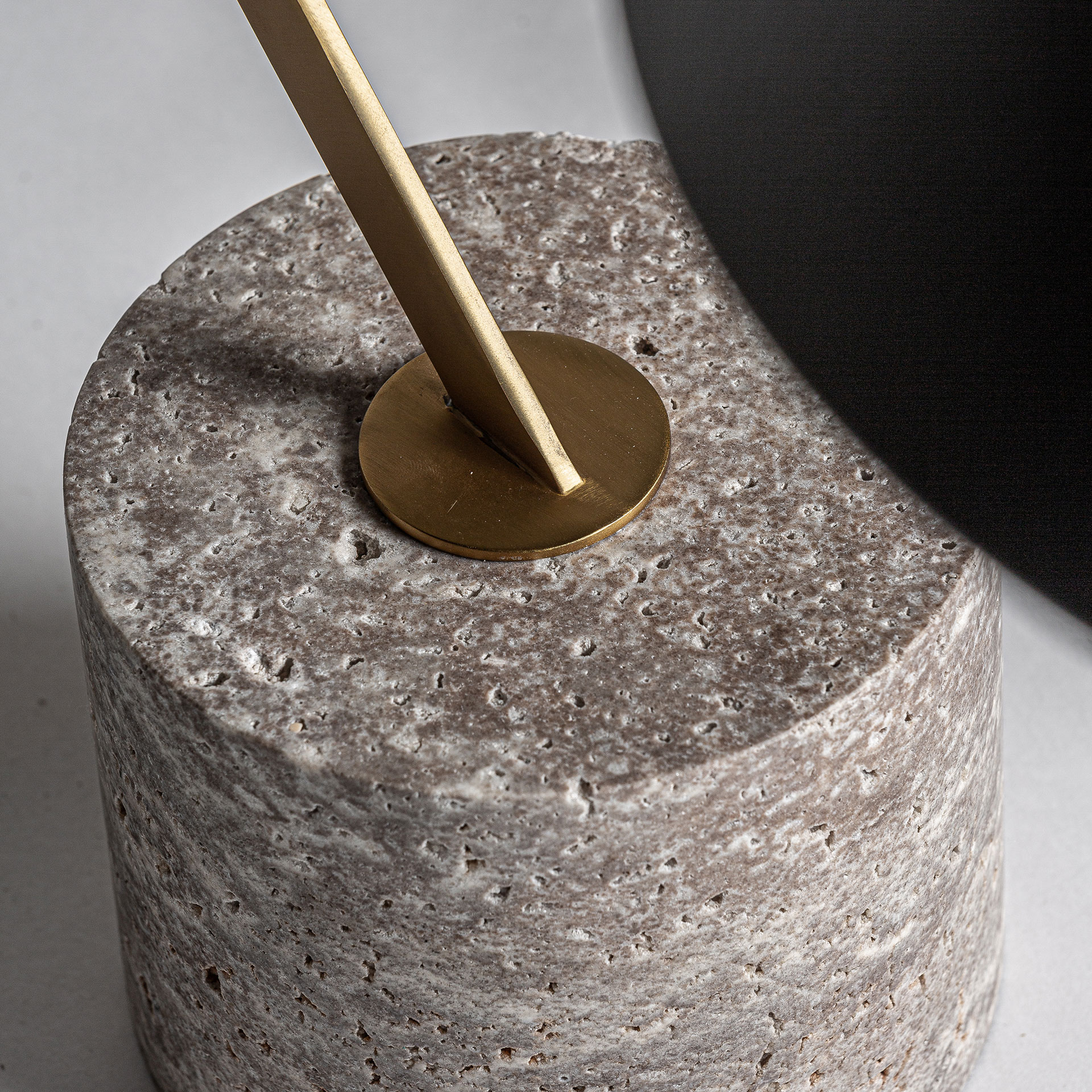 Eosian Table Lamp