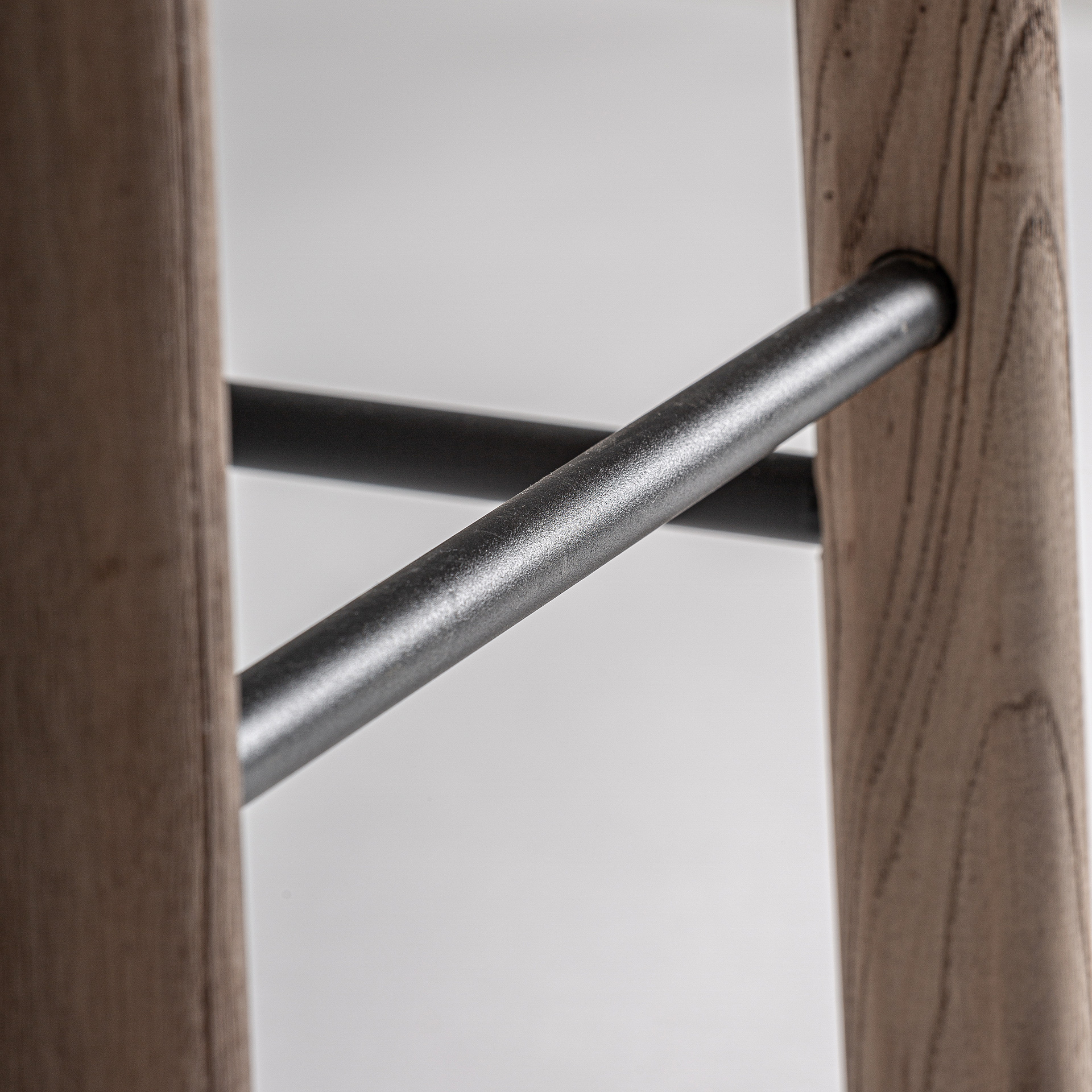Jacarda Bar Stool