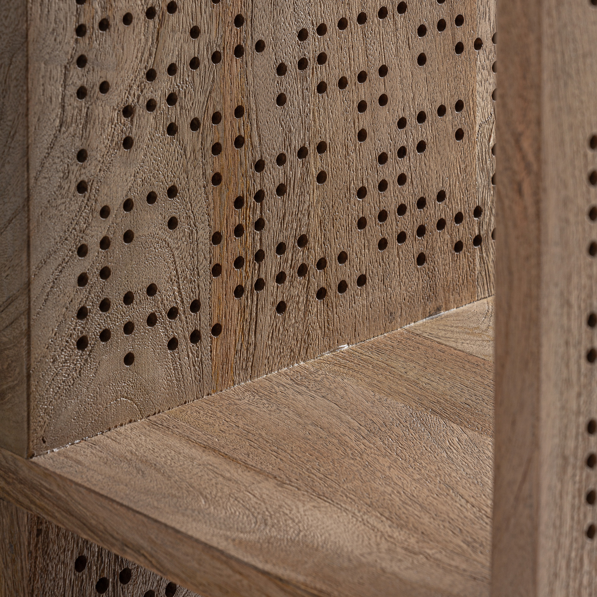 Jacarda Bookcase