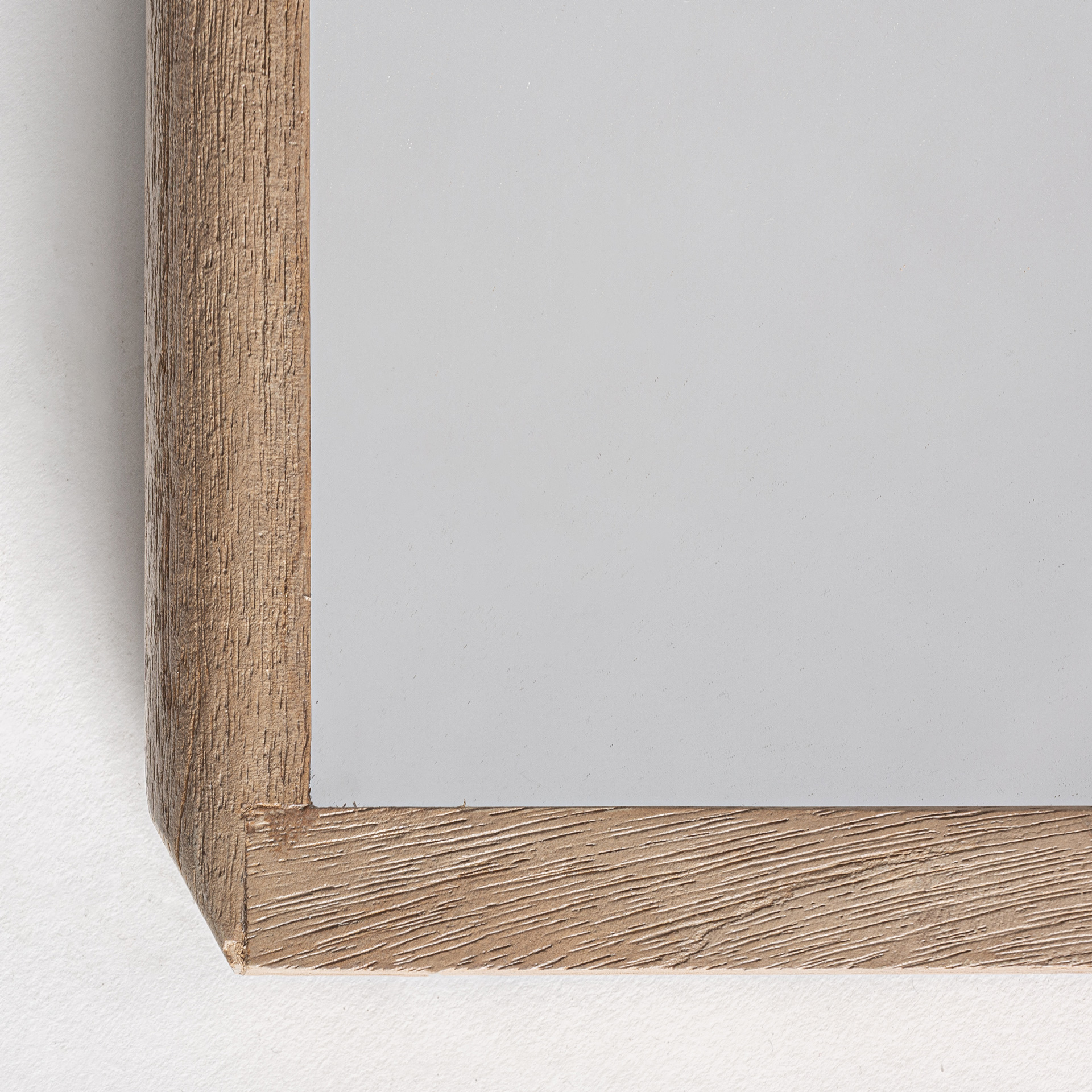 Jacarda Mirror