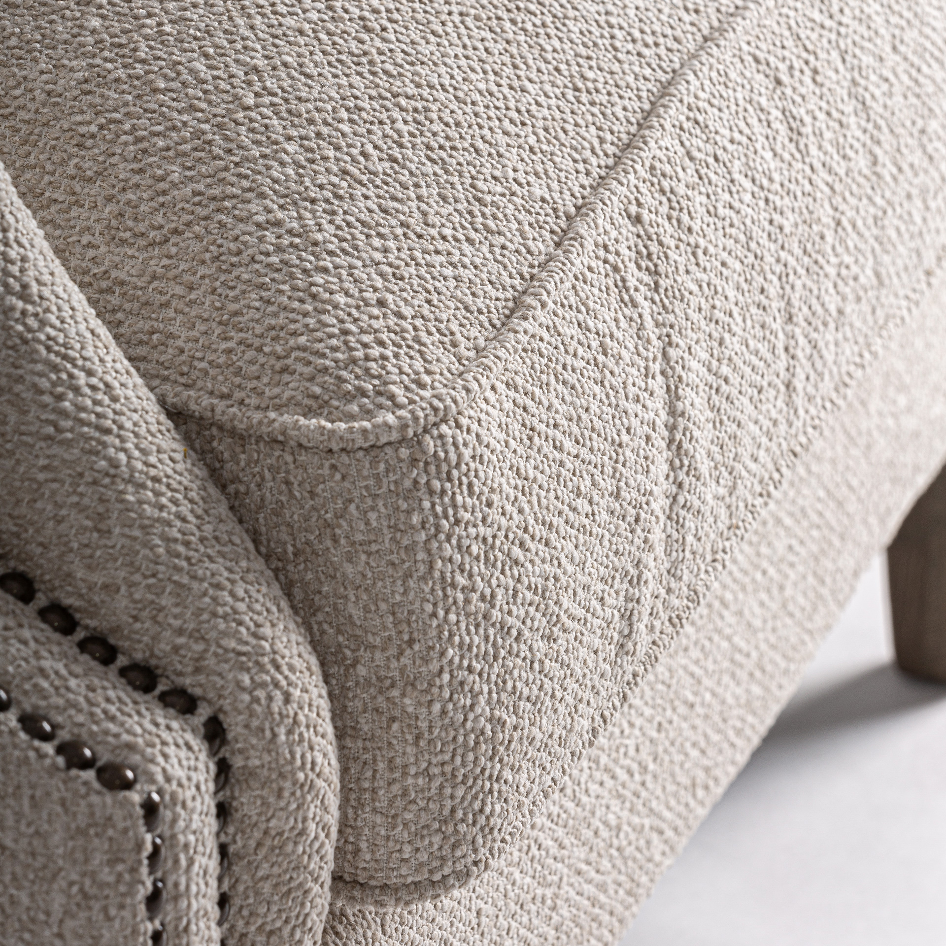 Leiward Armchair