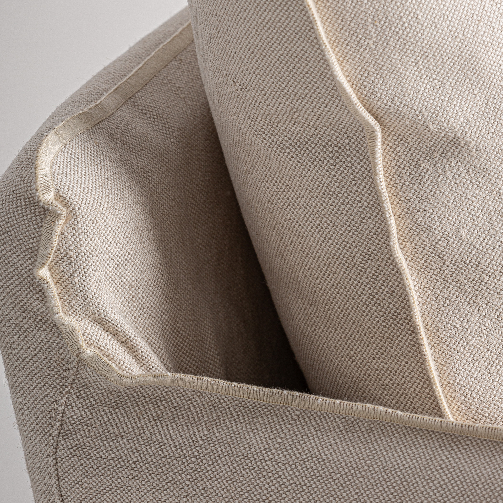 Pugnor Armchair