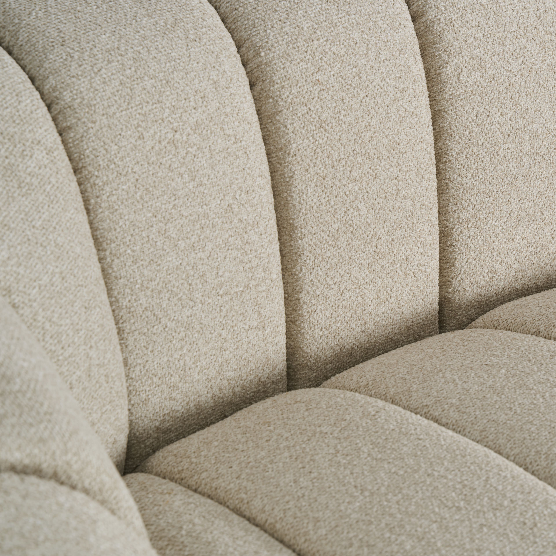 Lajoa Sofa