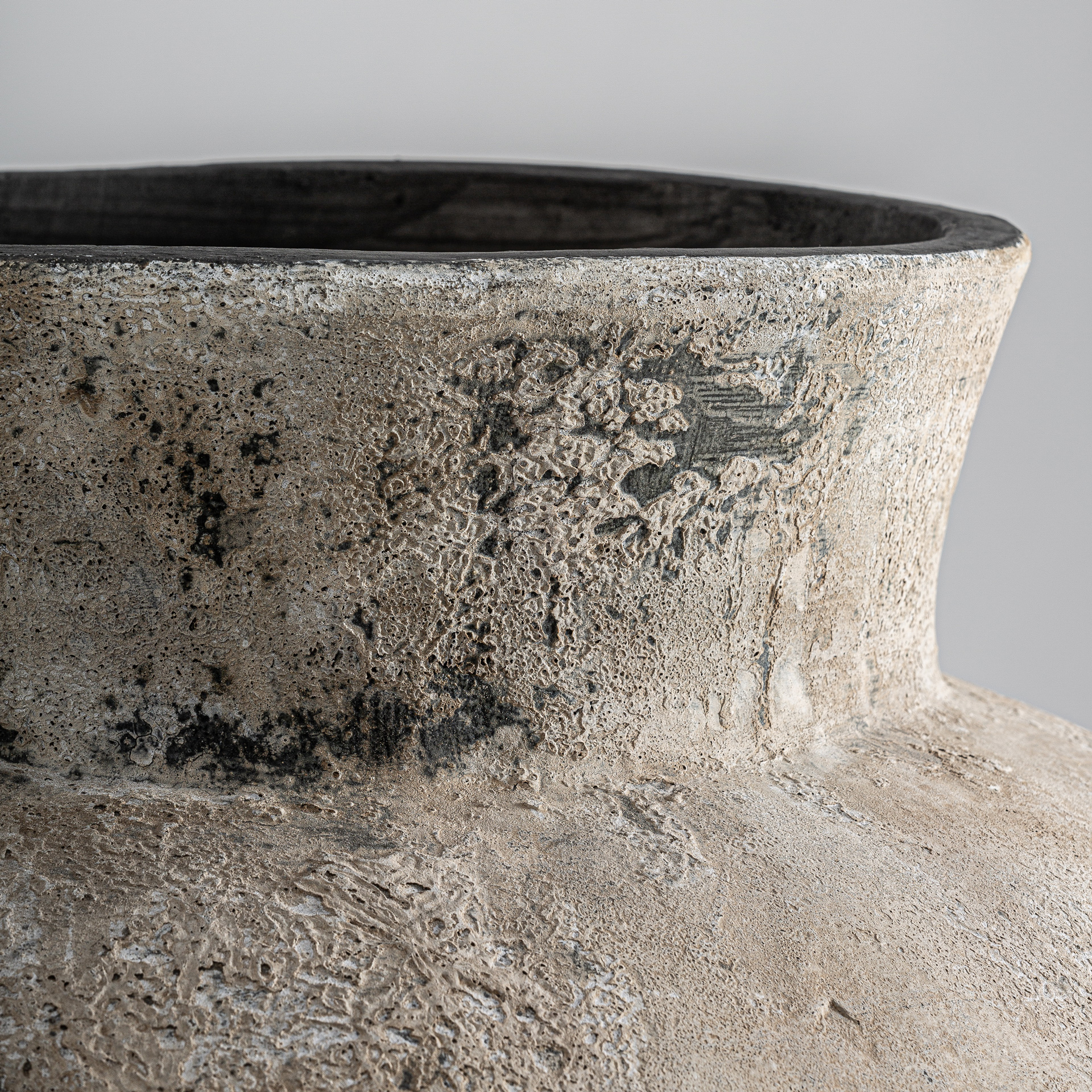 Milara Vase