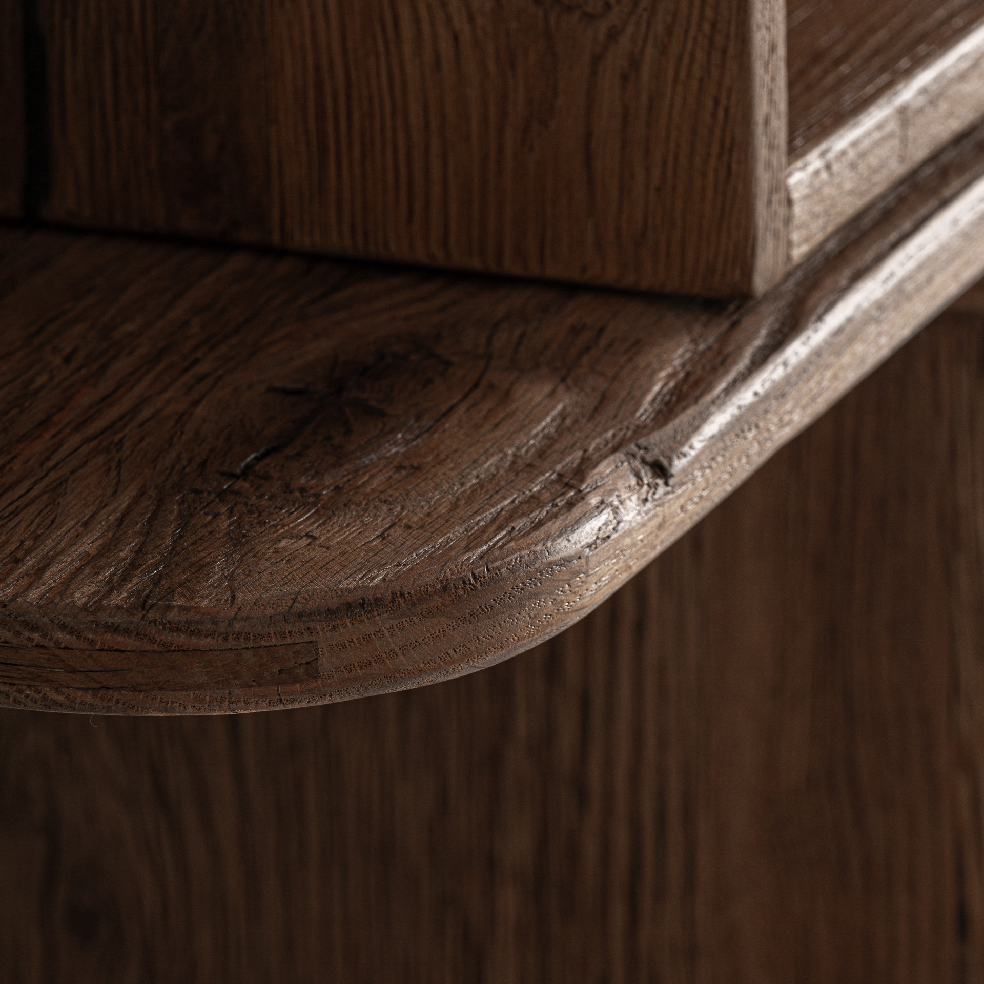 Basque Bookcase