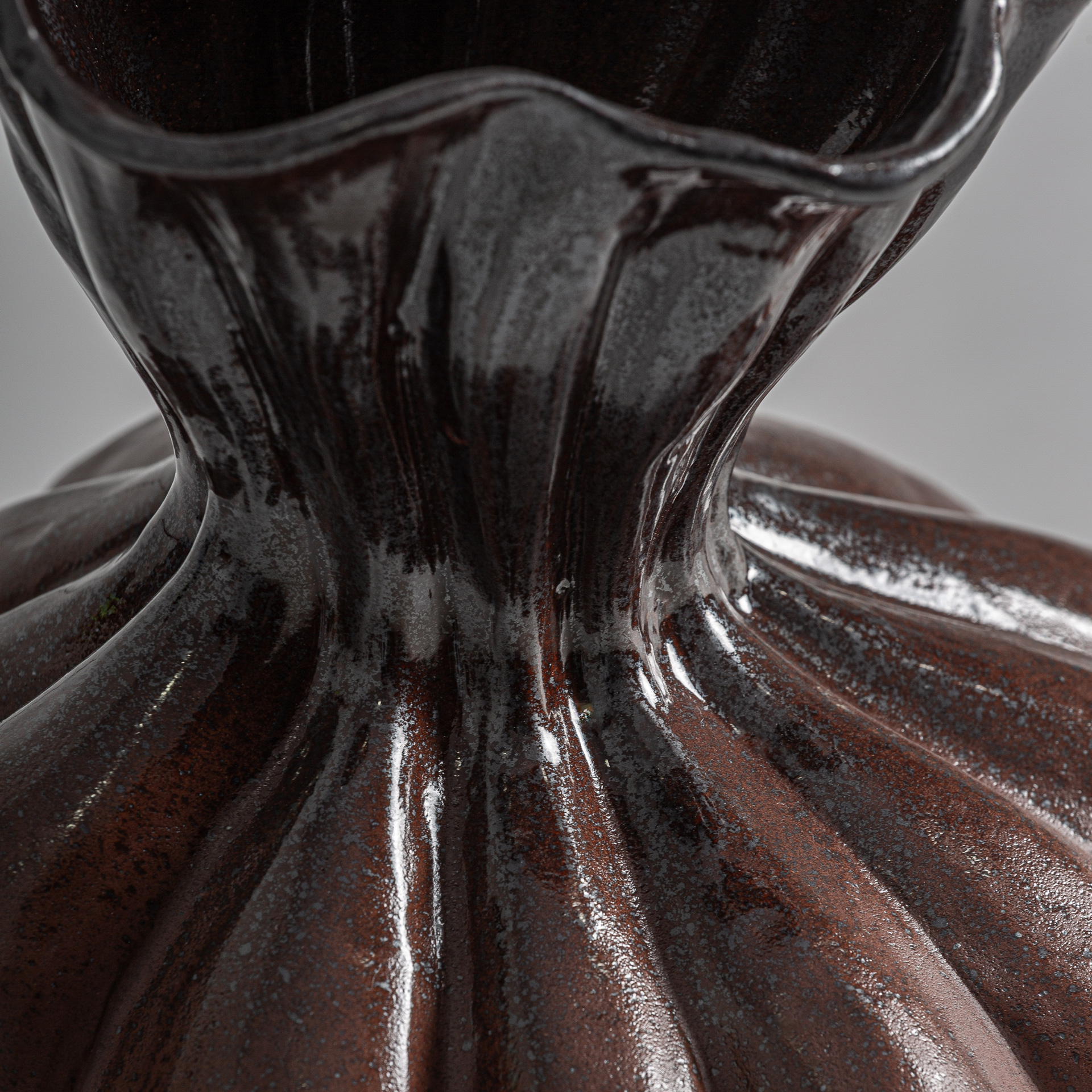 Carven Vase