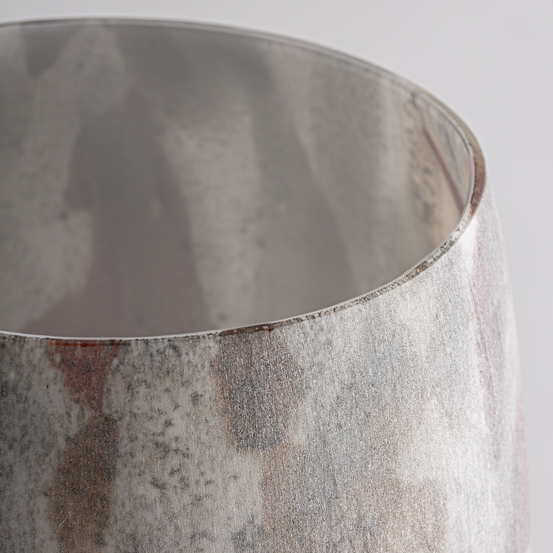 Arvel Vase
